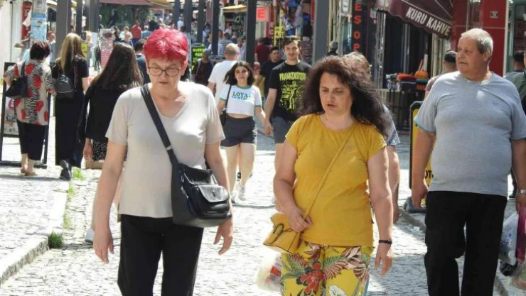 Turist akınına uğrayan Edirne'de esnafa oda başkanından 'fiyat tarifesine uyun' çağrısı