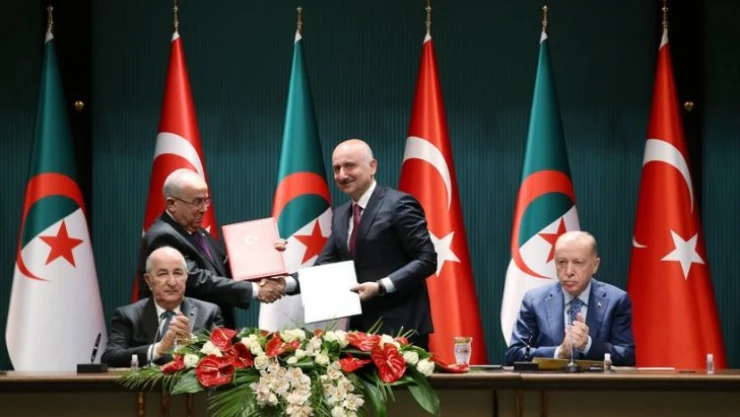 Türkiye-Cezayir arasında 15 anlaşma, bir ortak bildiri imzalandı