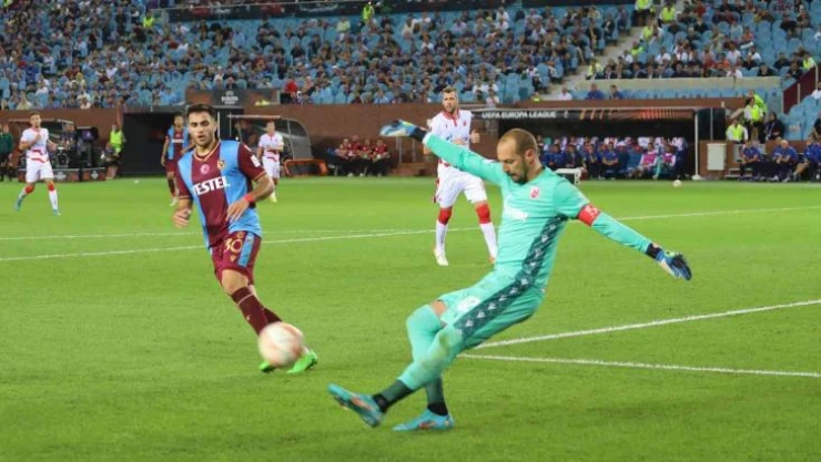UEFA Avrupa Ligi: Trabzonspor: 2 - Kızılyıldız: 1 (Maç sonucu)