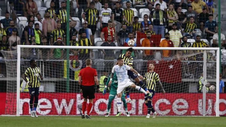 UEFA Şampiyonlar Ligi: Dinamo Kiev: 0 - Fenerbahçe: 0 (Maç sonucu)