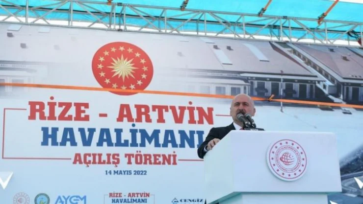 Ulaştırma ve Altyapı Bakanı Karaismailoğlu: '5 ayda hava yolu ile seyahat eden yolcu sayısı 57 milyonu geçti'