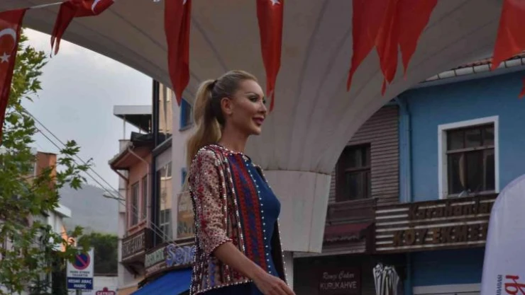 Yağcıbedir'in 3 bin yıllık kültürü modaya dönüştü