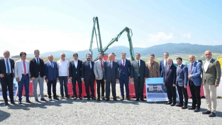 Yalova Makine OSB'de fabrika temelleri atılmaya devam ediyor