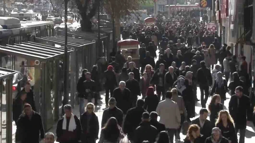Sadece 100 kişiden 14'ü insanca yaşayabiliyor